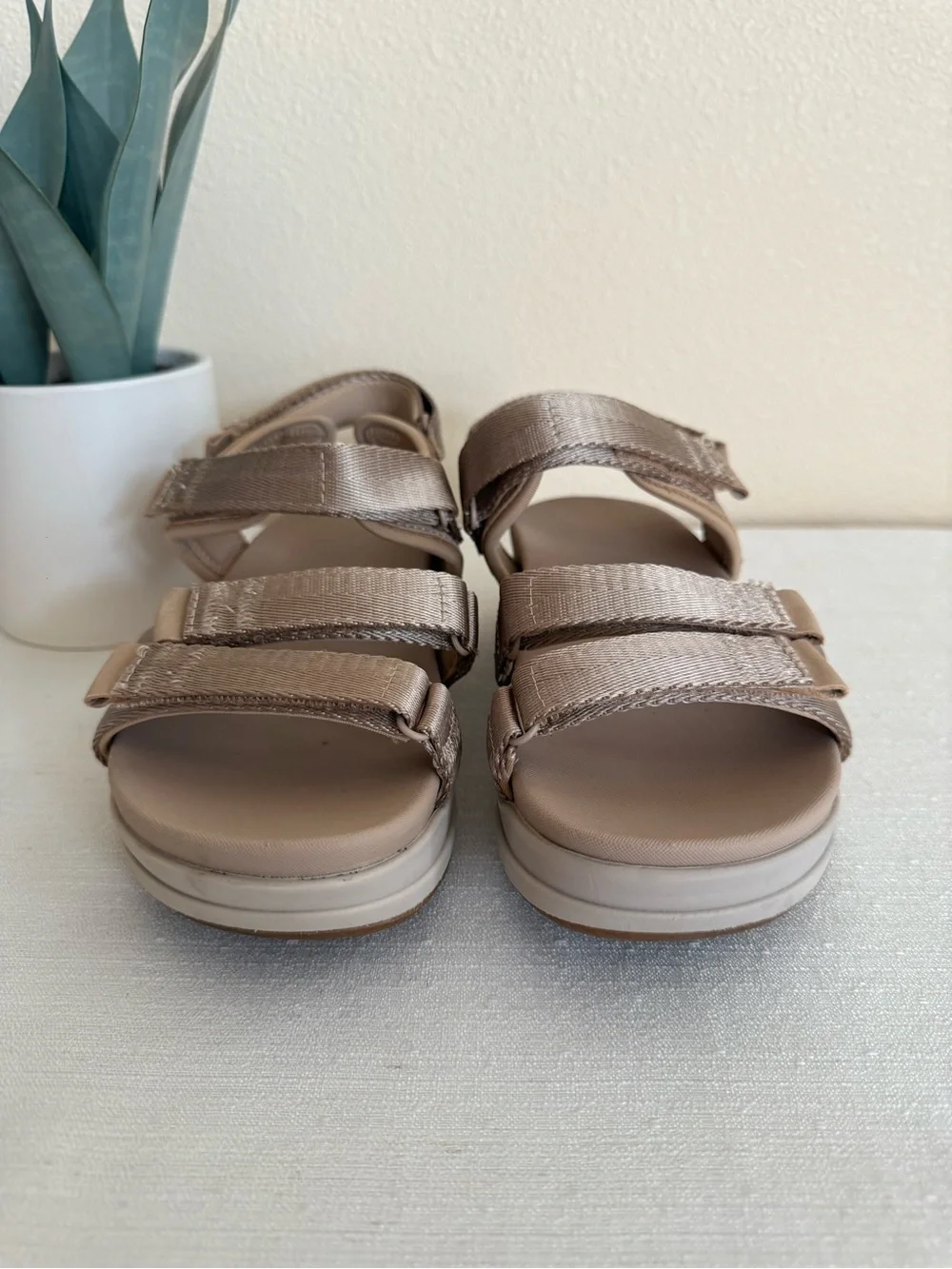 New ABEO Beige Leather Adjustable Strap Comfy Sandals